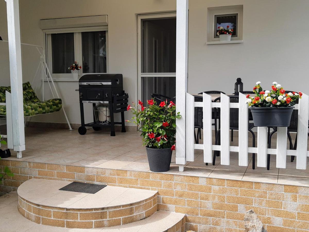 Holiday Home Balatonszarszo Buitenkant foto